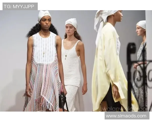 时尚与舒适兼备潜水泳装设计趋势探索及其市场发展前景分析